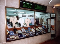foto2a_solocamisas.jpg (32354 bytes)